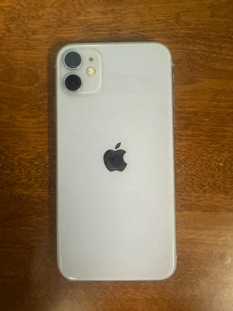 iPhone 11 - 128GB - White